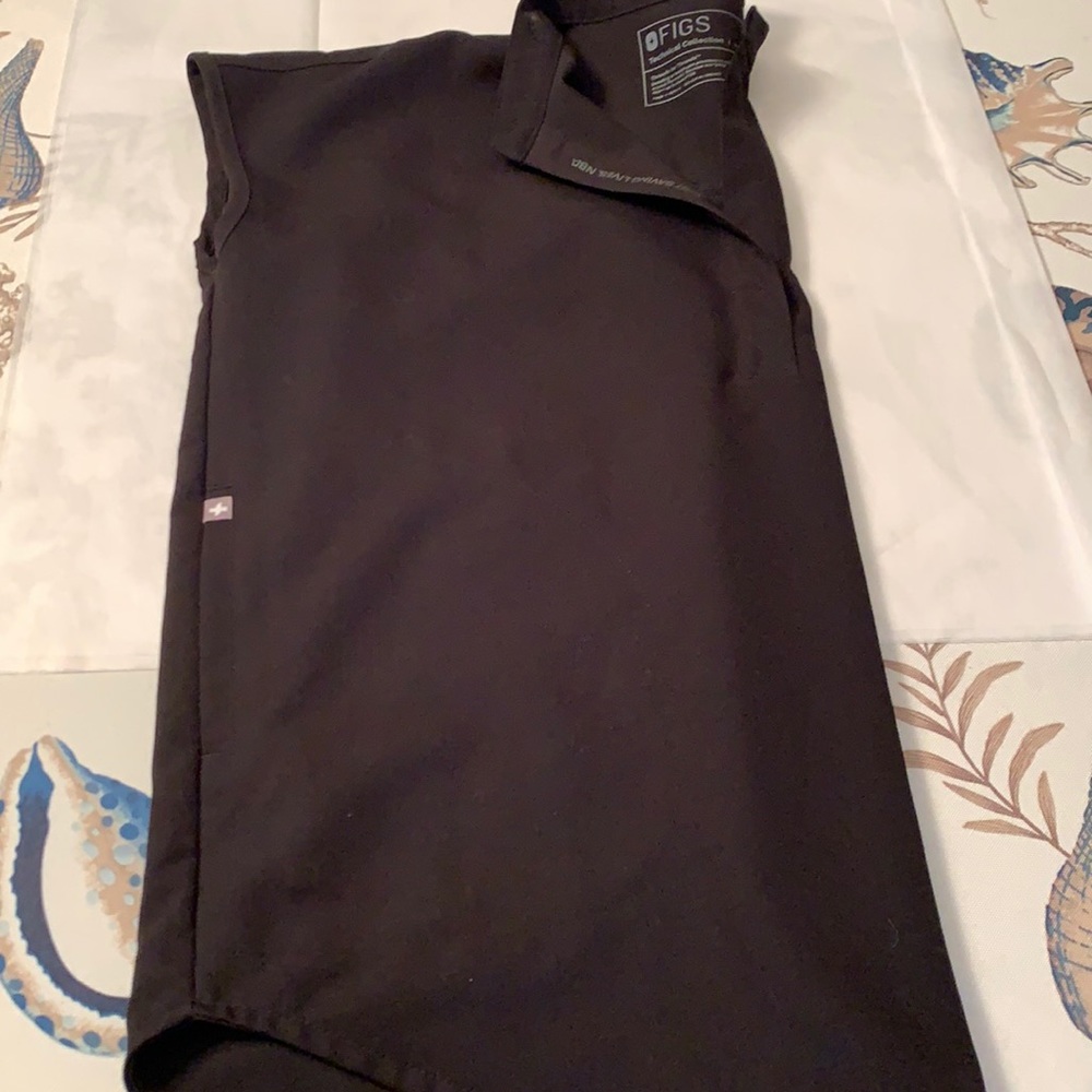 Figs scrubs!